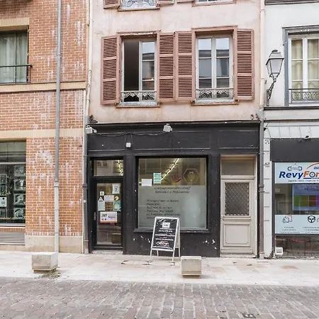 Hypercentre - Ideal Groupe - Appartement - 4 Chambres Apartment